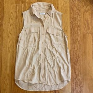 Equipment silk sleeveless button down M